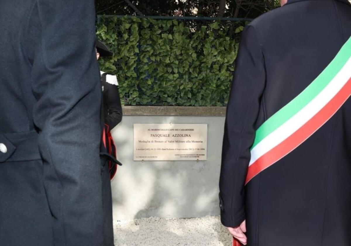 Caltagirone onora il Maresciallo Azzolina: una targa per ricordare l’estremo sacrificio - 