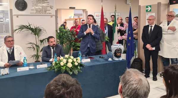 Caltagirone: nuovi investimenti all'Ospedale “Gravina”, presentati angiografo e risonanza magnetica da 1,5 Tesla