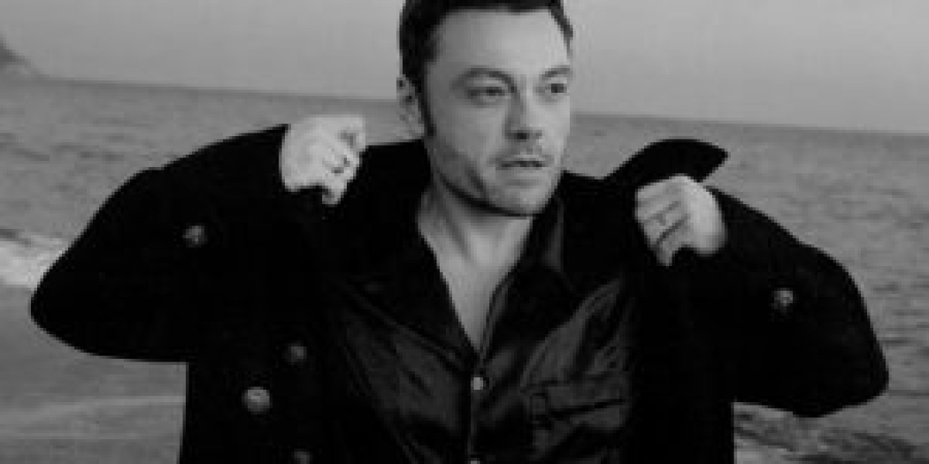Tiziano Ferro torna in Sicilia con “Stadi 2026” il 12 luglio a Messina - 