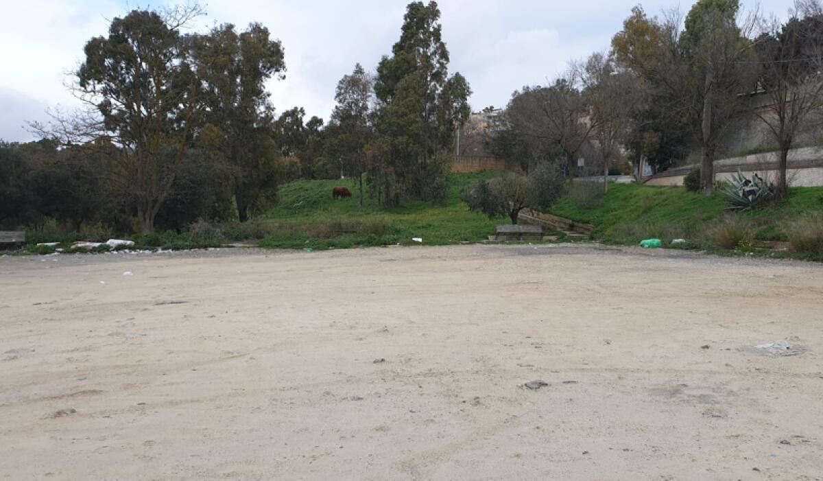 Caltagirone, parcheggio di San Giovanni nel degrado, l’allarme del consigliere Grimaldi: “Un biglietto da visita indegno per cittadini e turisti” - 