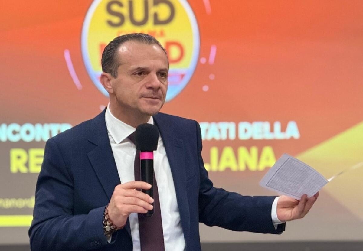 Caltagirone: parte la nuova fase politica di Cateno De Luca, nasce il progetto “Liberi e Forti” - 