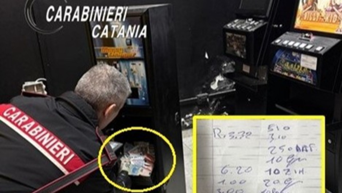 Palagonia: spaccio vicino alle scuole, tre arresti in una sala giochi abusiva - 