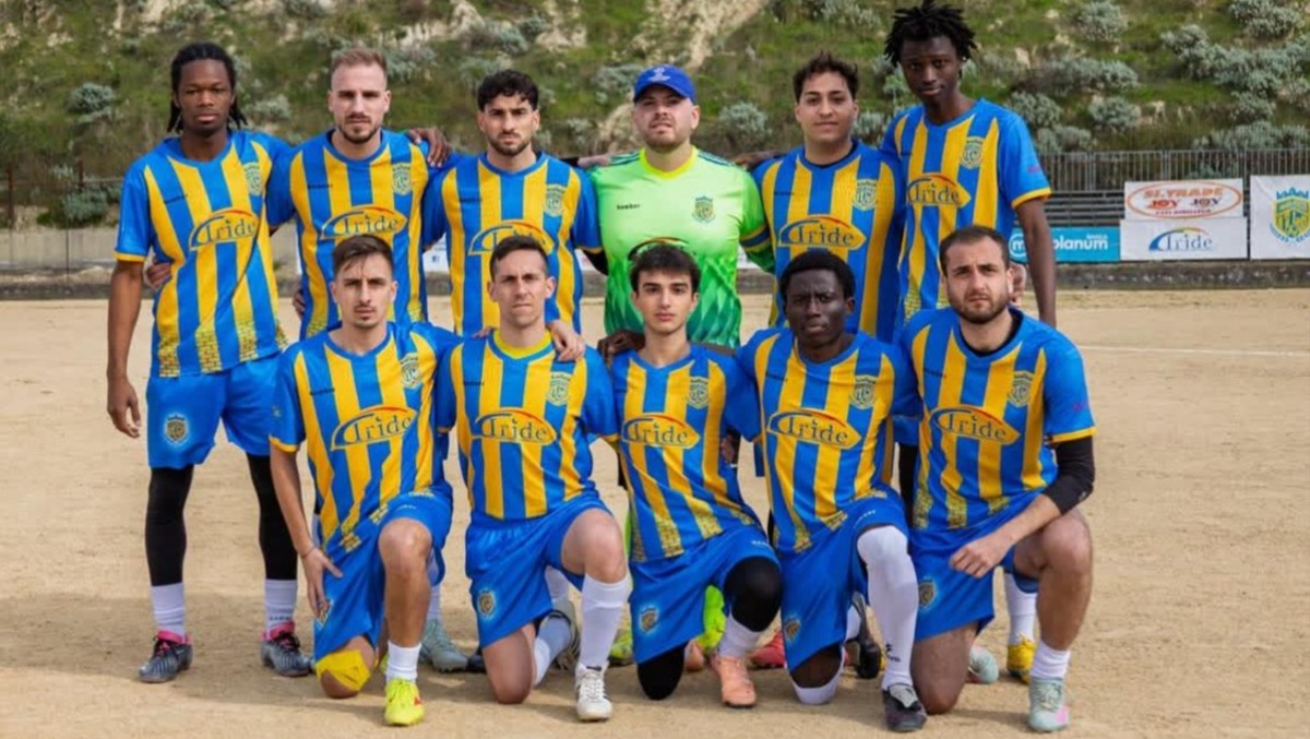 Calcio: uragano Mineo, 6 reti e il Biancavilla ora trema - 