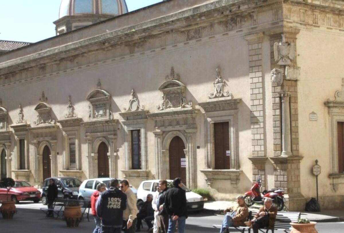Pasqua a Caltagirone: l’arte di Velardita e i Panareddi - 