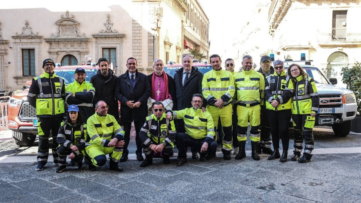Protezione Civile: nuovi mezzi antincendio a Caltagirone - 