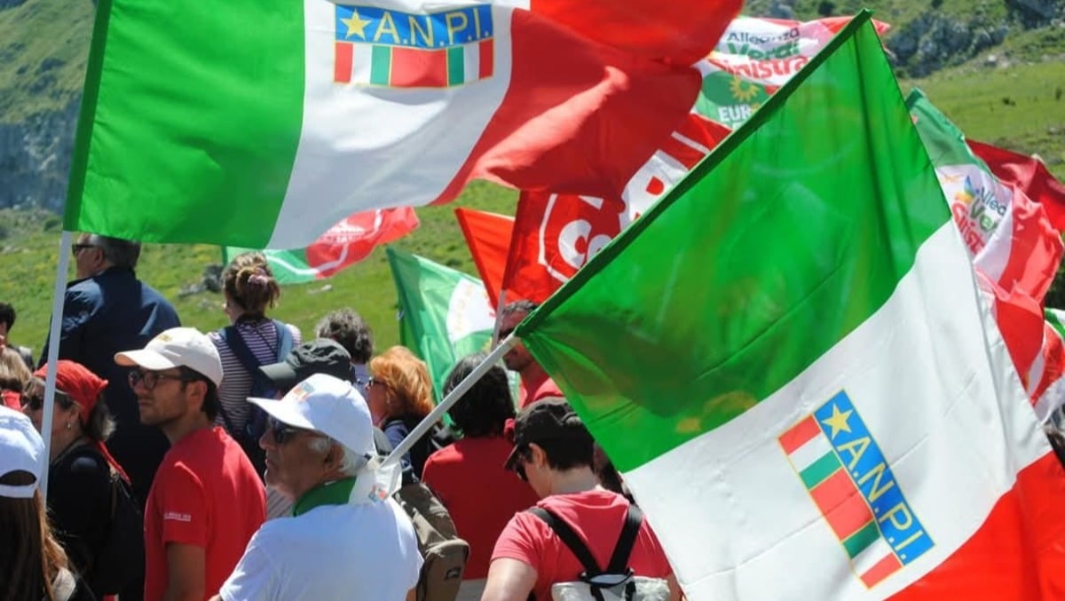 Pace con la Pace: l’Anpi Caltagirone a Sigonella - 