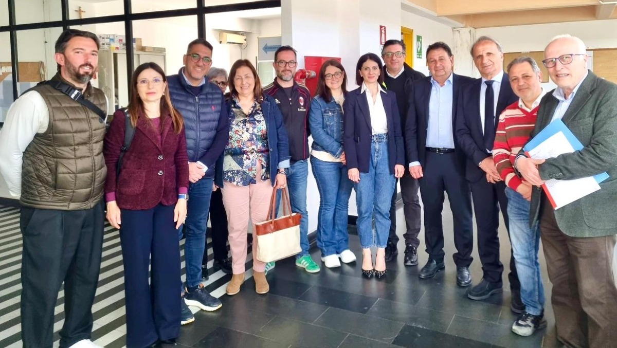 San Michele di Ganzaria: il futuro dell’Istituto Alberghiero - 