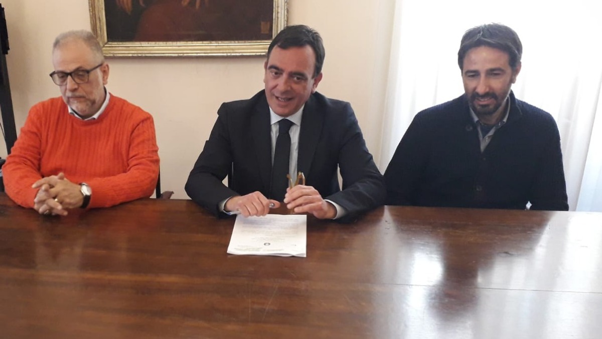 Caltagirone, il Tar conferma l'operato del sindaco sulle "strisce blu" - 