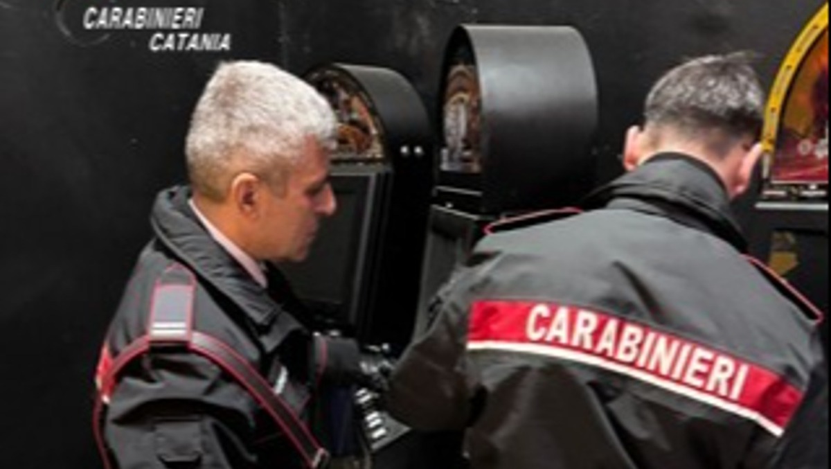 Ramacca: slot illegali e denunce in un circolo privato - 