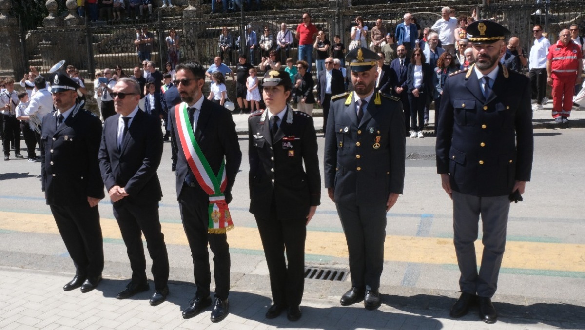 Caltagirone celebra la Festa della Repubblica e i valori - 