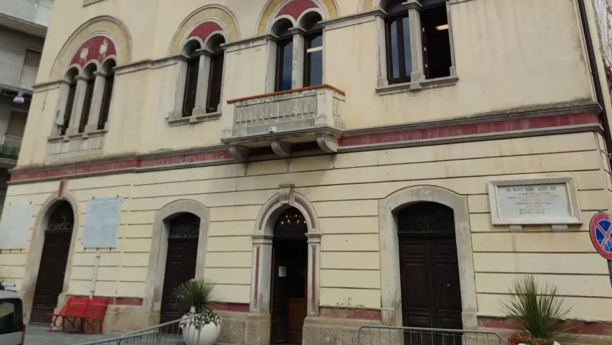 San Michele di Ganzaria: un nome per la Biblioteca - 