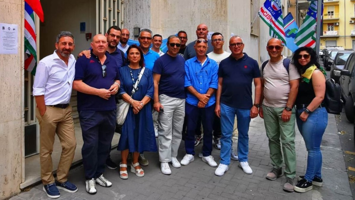 Consorzio di bonifica 9: braccio di ferro, resta la protesta - 