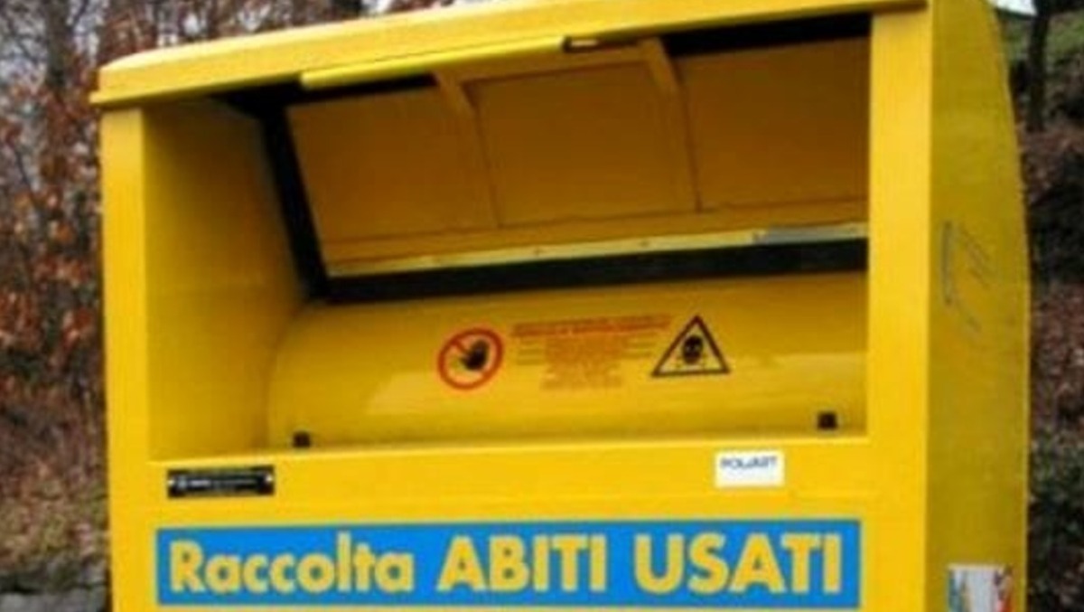 Mirabella Imbaccari: cambia la raccolta di abiti e tessili - 