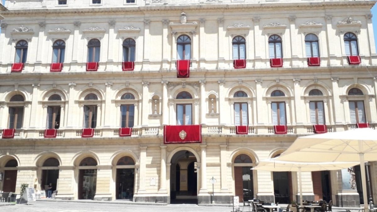 Caltagirone: D’Avola incompatibile, il Consiglio si spacca - 
