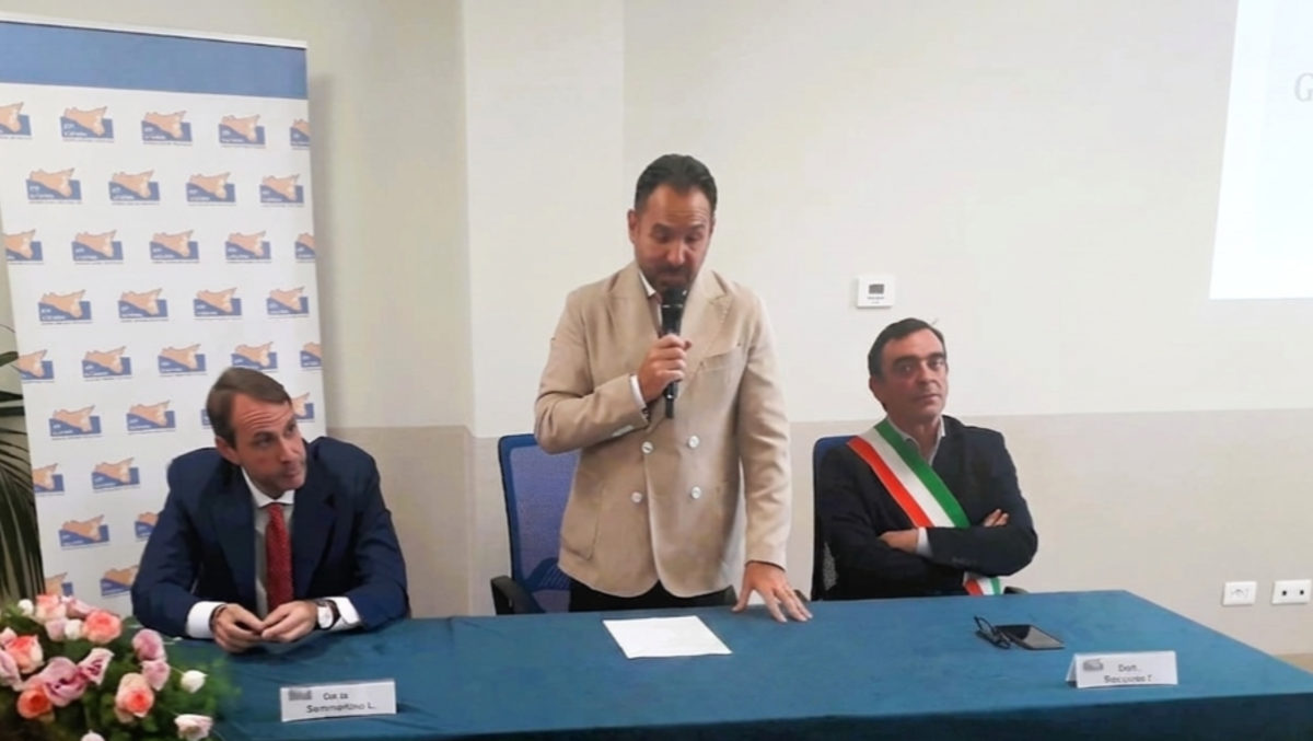 Caltagirone: consegnato il nuovo Ospedale di Comunità