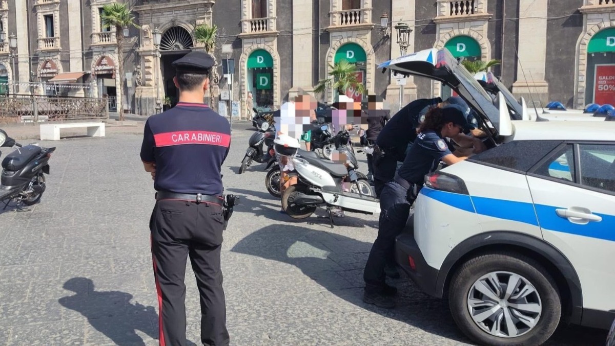 Biciclette elettriche "truccate" in velocità e potenza: 12 sequestri - 