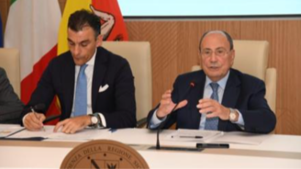 Versalis, presentato al Mimit il piano di riconversione industriale - 