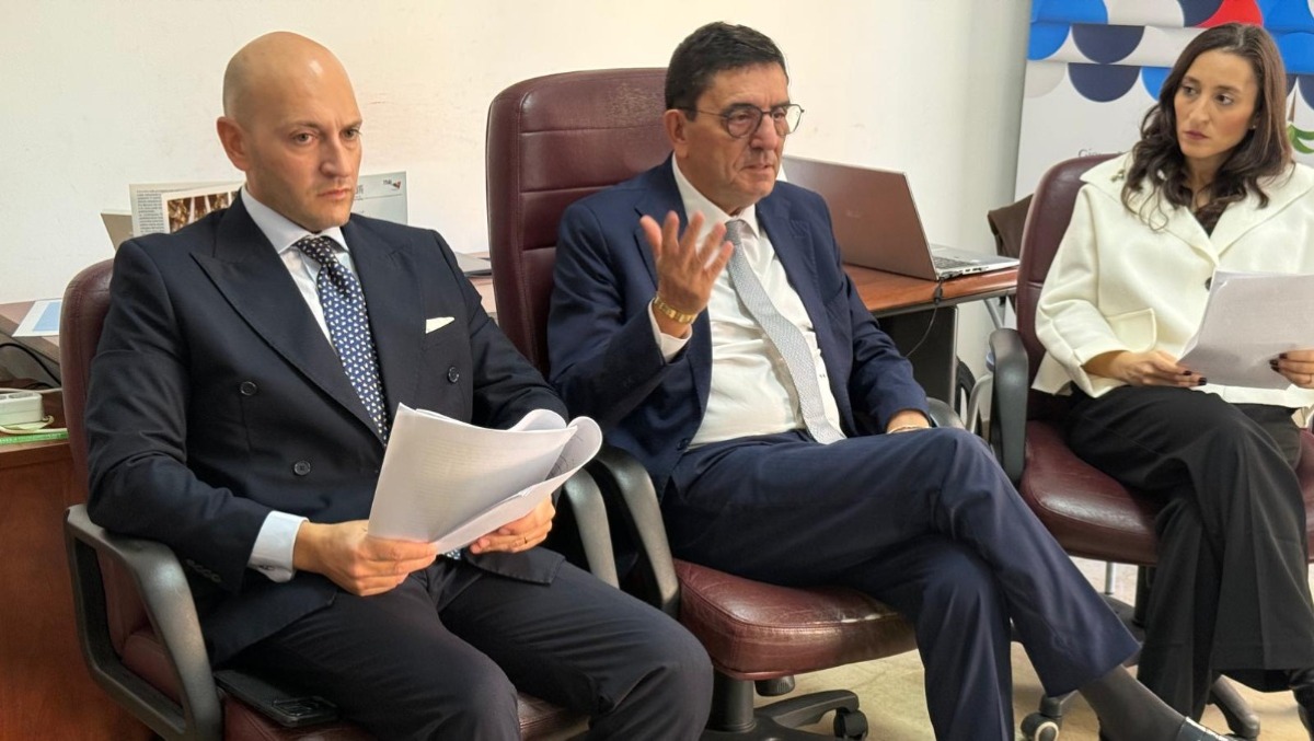 Centri commerciali: il TAR impone ai Comuni controlli sui canoni - 