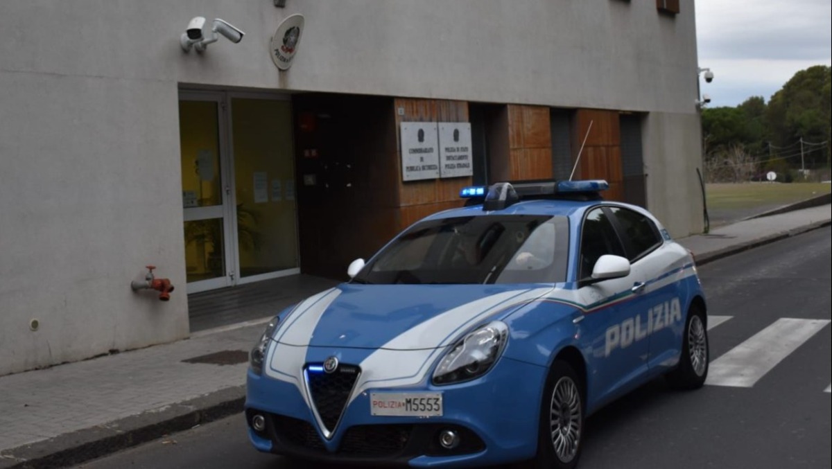 Fuga all'alt e lancio di hashish: due arresti a Caltagirone - 