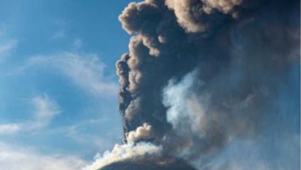 Emergenza Etna, Schifani: «Regione attiva per alleviare disagi passeggeri» - 