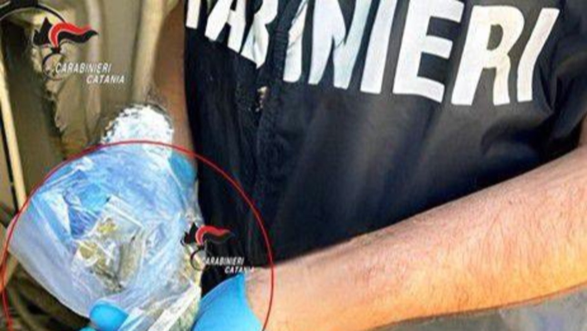 Antidroga a Ramacca:  pusher deferito dai carabinieri  - 