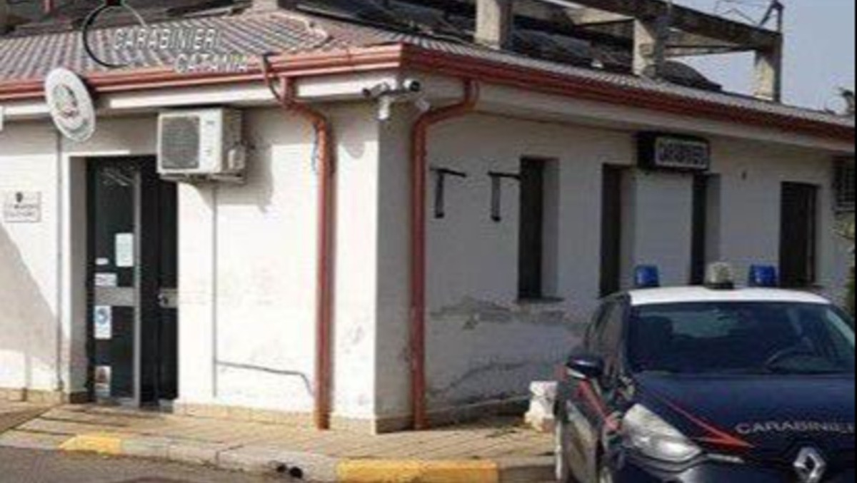 Scordia, servizio dell'Arma in paese: controllati 21 mezzi  - 