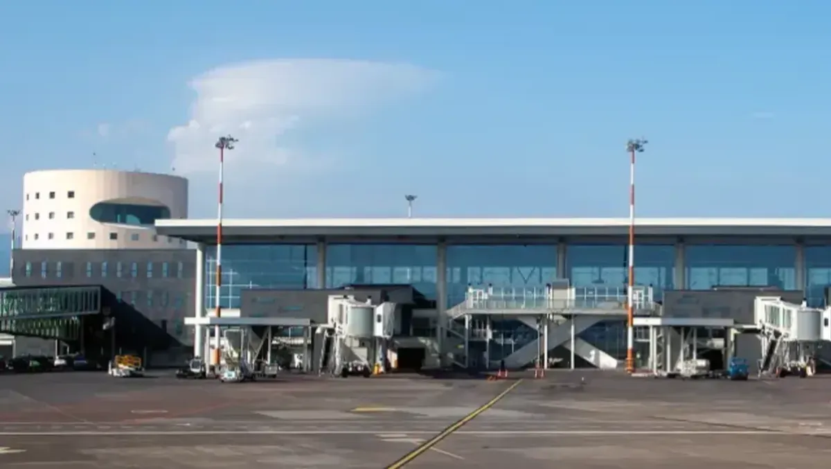 Dogane Catania: fumata grigia in Prefettura, scontro aperto - aeroporto.catania.it