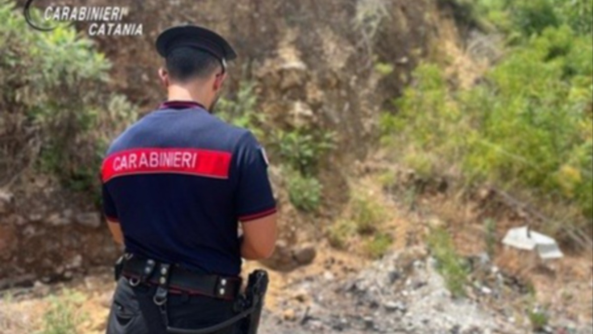 I Carabinieri tutelano l'ambiente: denunciati due coniugi - 