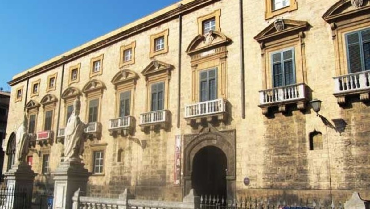 Prime Comunioni a Palermo: rinviato il sit-in davanti alla Curia - 