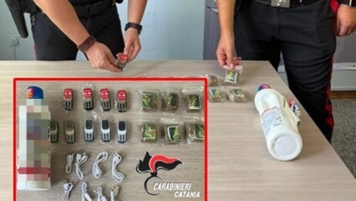 Mineo: droga e microtelefoni, arrestati padre e figlio - 