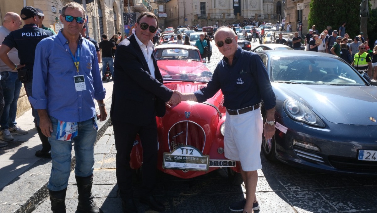 Caltagirone accoglie la magia del 28° Raid dell'Etna - ph Andrea Annaloro