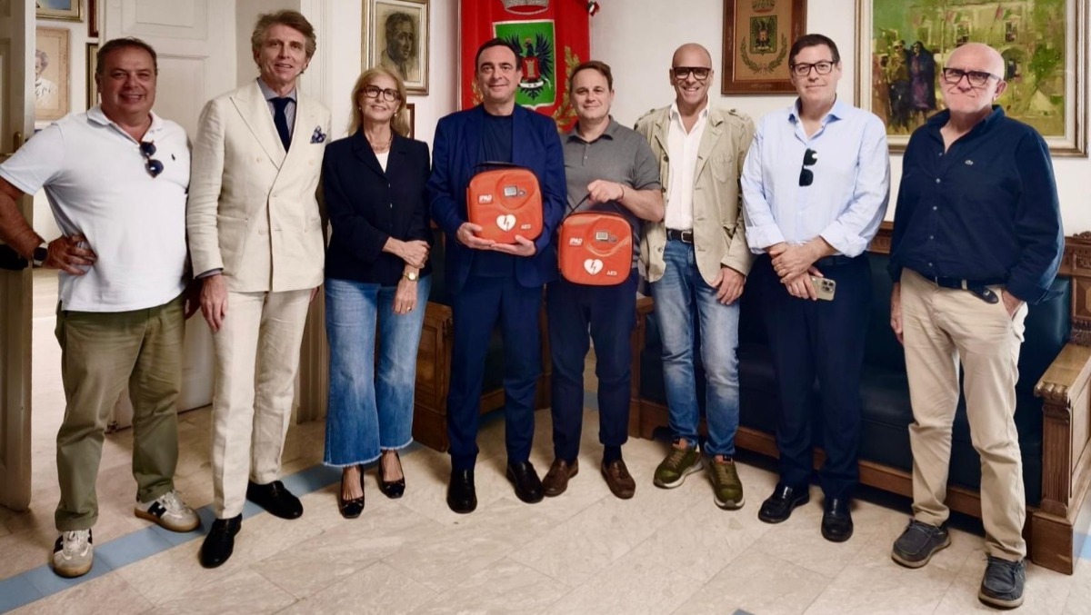 Niscemi, consegnati i defibrillatori di "Niscemi del Cuore" - 
