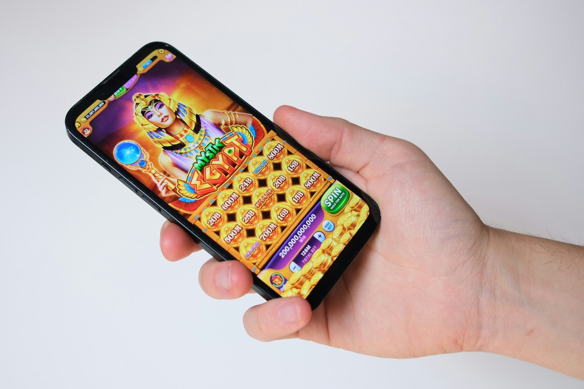 Azzardo online, allarme nel Calatino: a San Cono oltre 5 mila euro giocati pro capite - Foto di Niek Doup su Unsplash