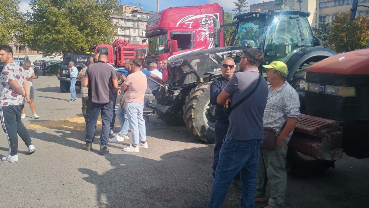 Caro vita: il sindaco Roccuzzo al fianco dei lavoratori - 