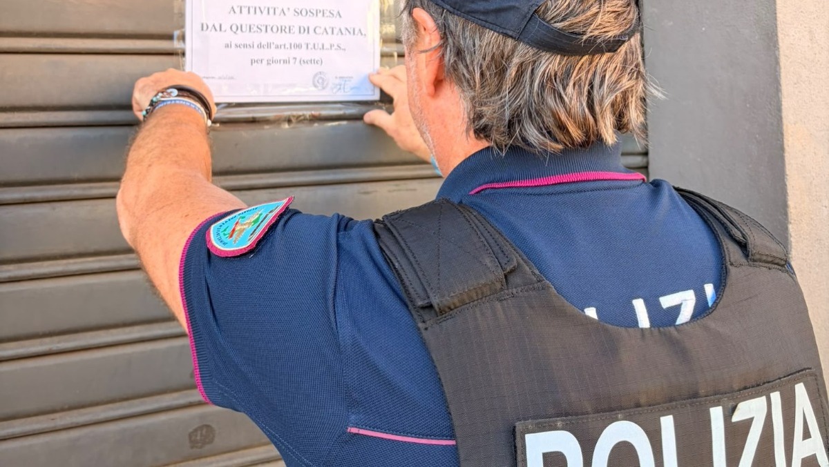 Vizzini, bar ritrovo di pregiudicati: la Polizia lo chiude - 