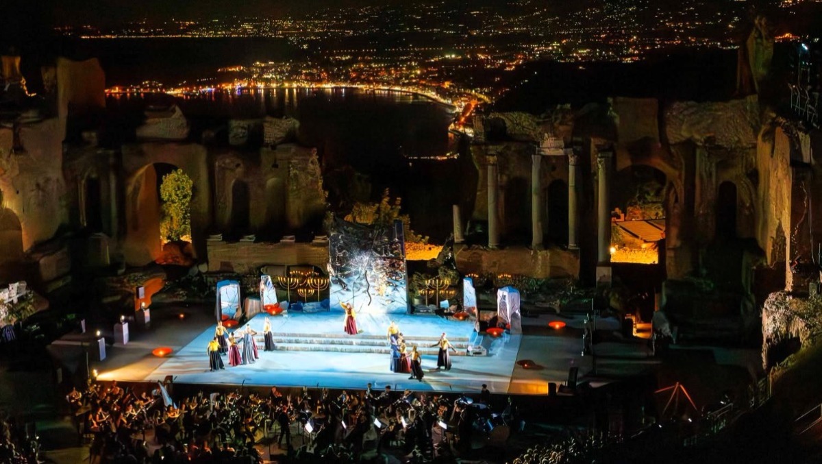 Festival Teatri di Pietra: oltre 90mila presenze in Sicilia! - Coro Lirico Siciliano
