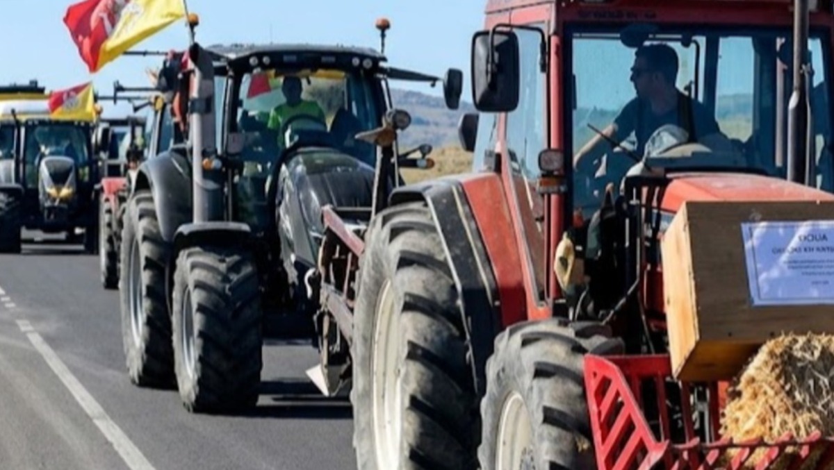 Caro vita, la protesta sulle strade statali 417 e 385 - 