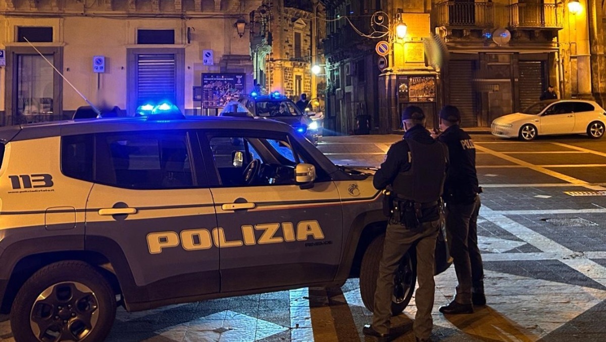 Blitz a Vizzini: Polizia chiude un bar, raffica di verbali - 
