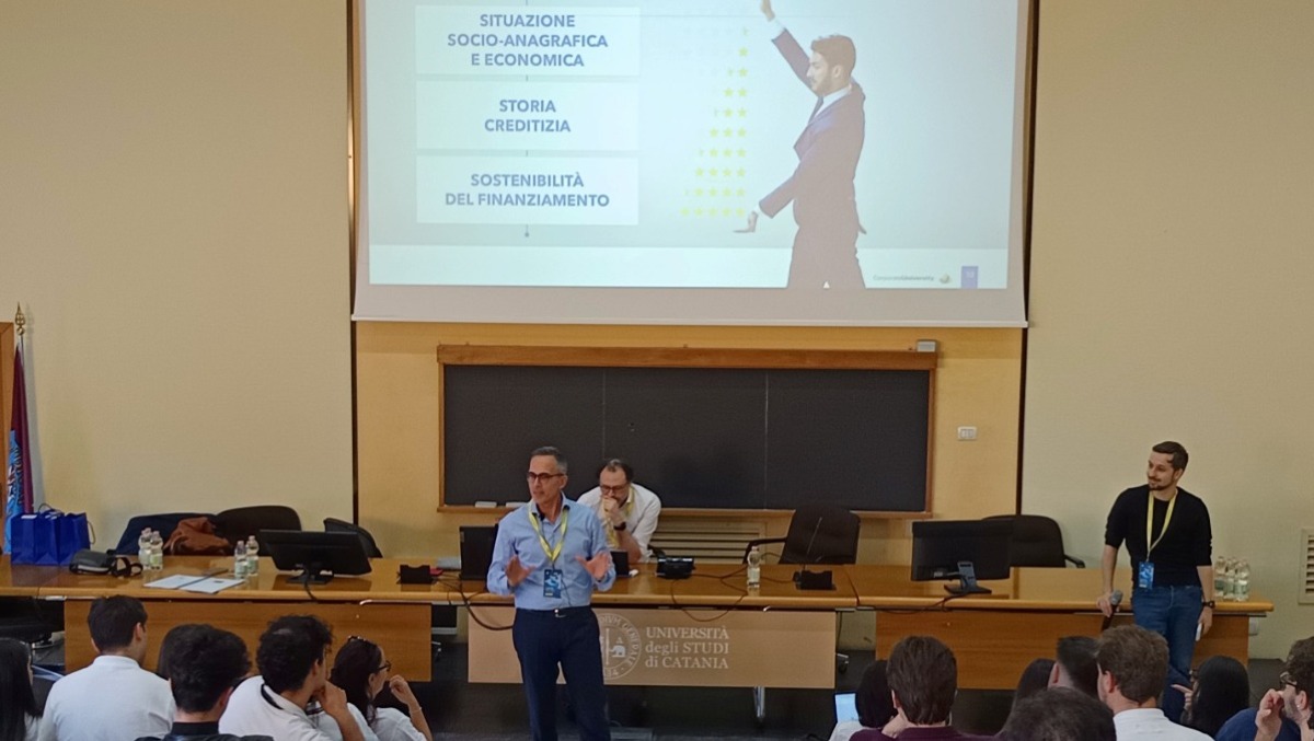 Catania: spiegata la finanza agli studenti - 